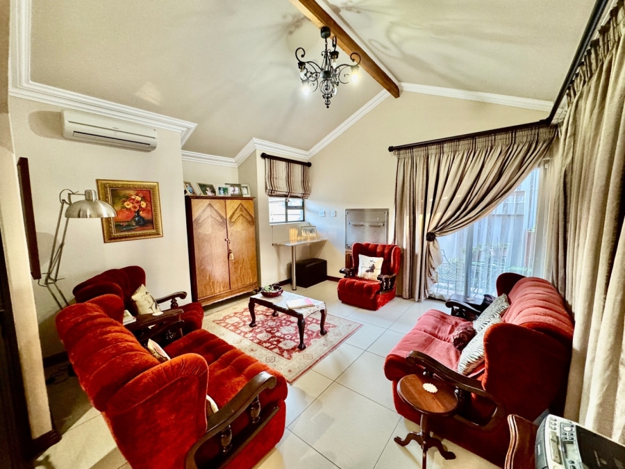 3 Bedroom Property for Sale in Van Der Hoff Park North West